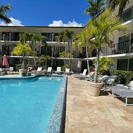 Ocean Mile Hotel